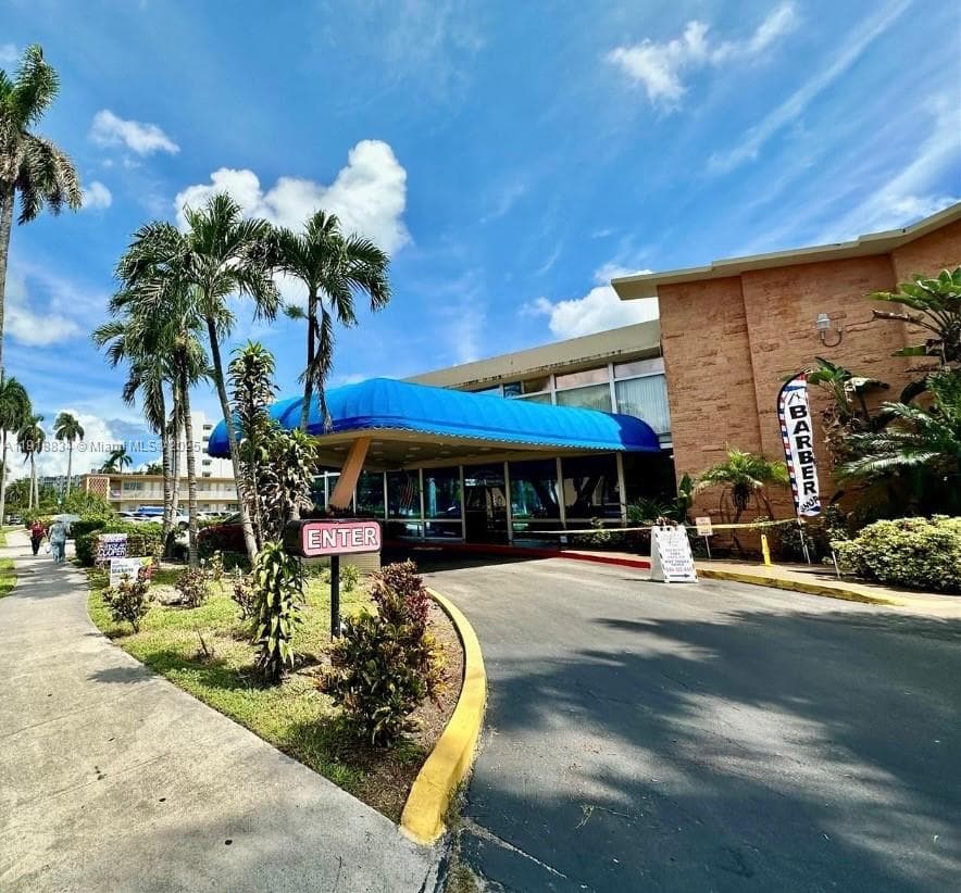 KNIGHTS INN CONDO/HOTEL · #2366 in Hallandale Beach - Photo 9