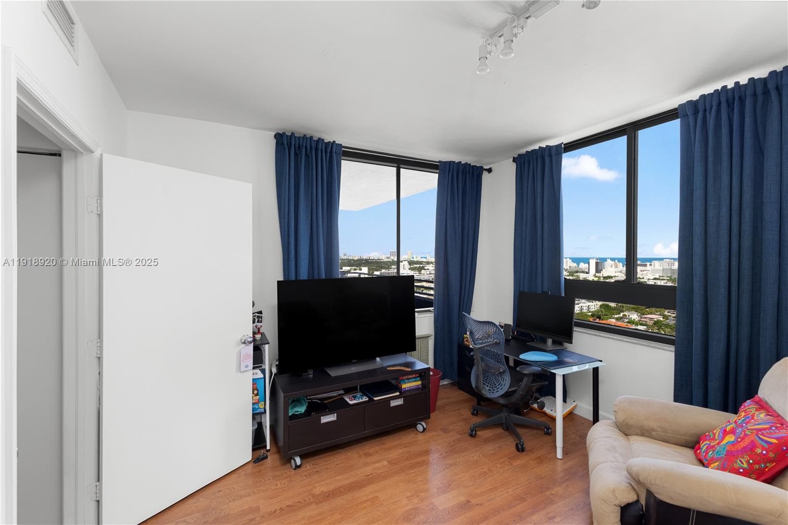 THE WAVERLY AT SOUTH BEAC · #2513 in Miami Beach - Photo 7
