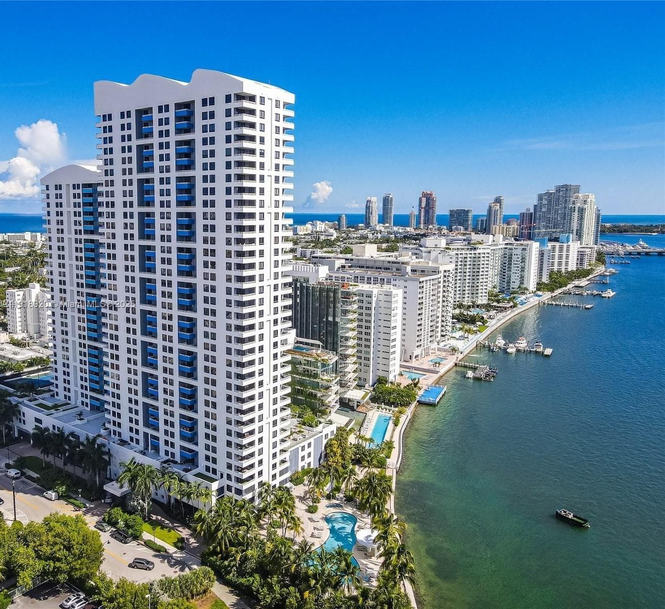 THE WAVERLY AT SOUTH BEAC · #2513 in Miami Beach - Photo 1