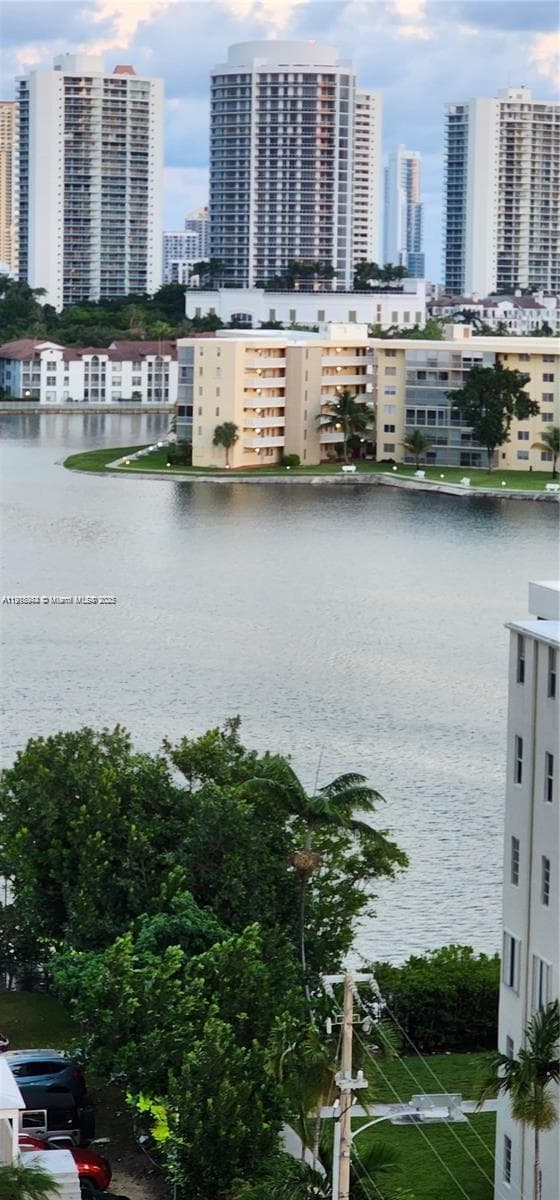 DEL PRADO MARINA · #903 in Aventura - Photo 16