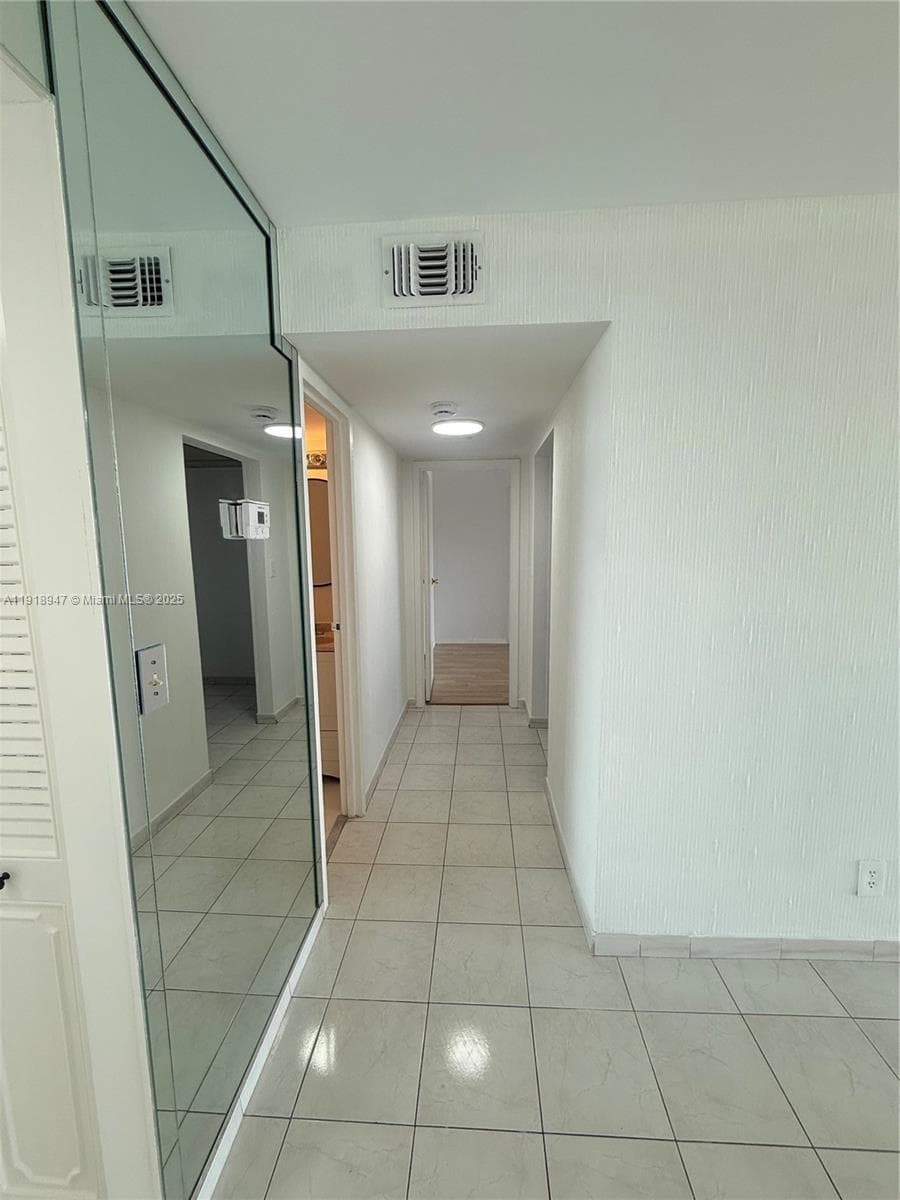 Oceanview Park · #701 in Hallandale Beach - Photo 2