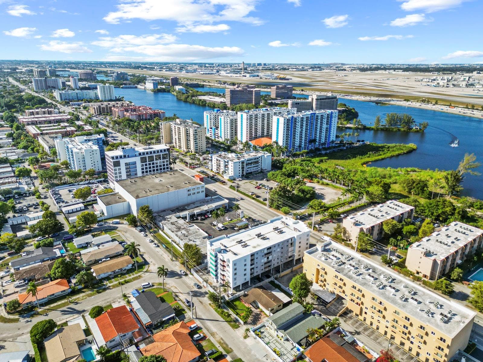 Vista Lake · #206 in Miami - Photo 23