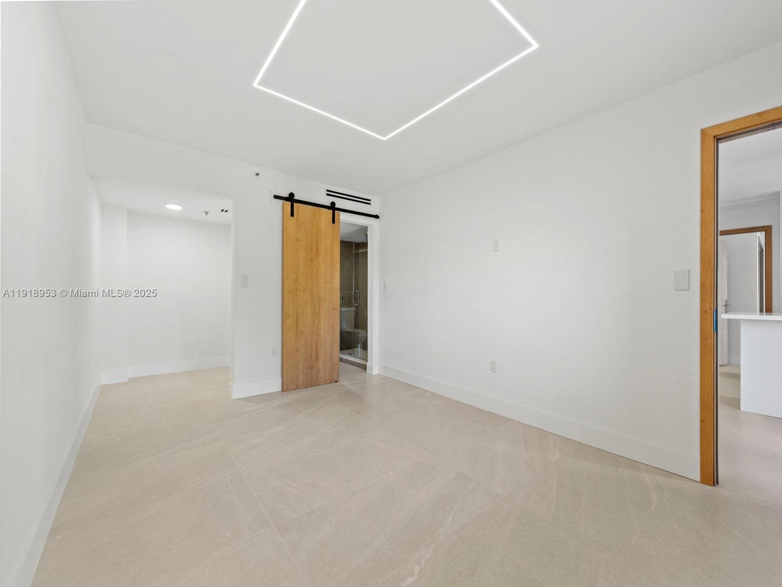 Vista Lake · #206 in Miami - Photo 10