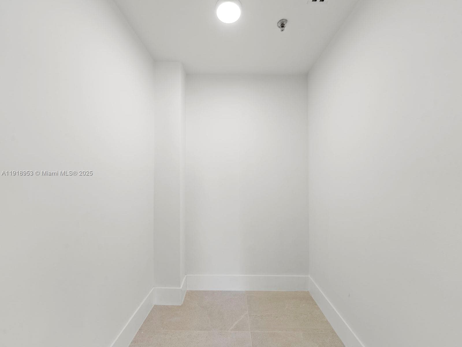 Vista Lake · #206 in Miami - Photo 19