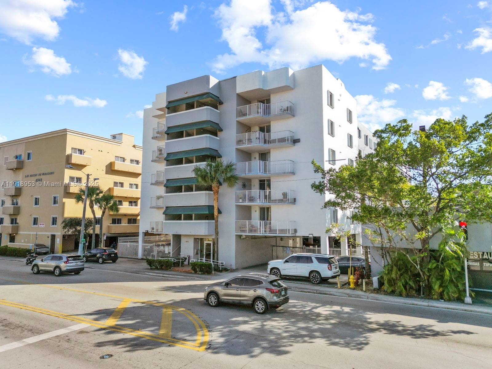 Vista Lake · #206 in Miami - Photo 21