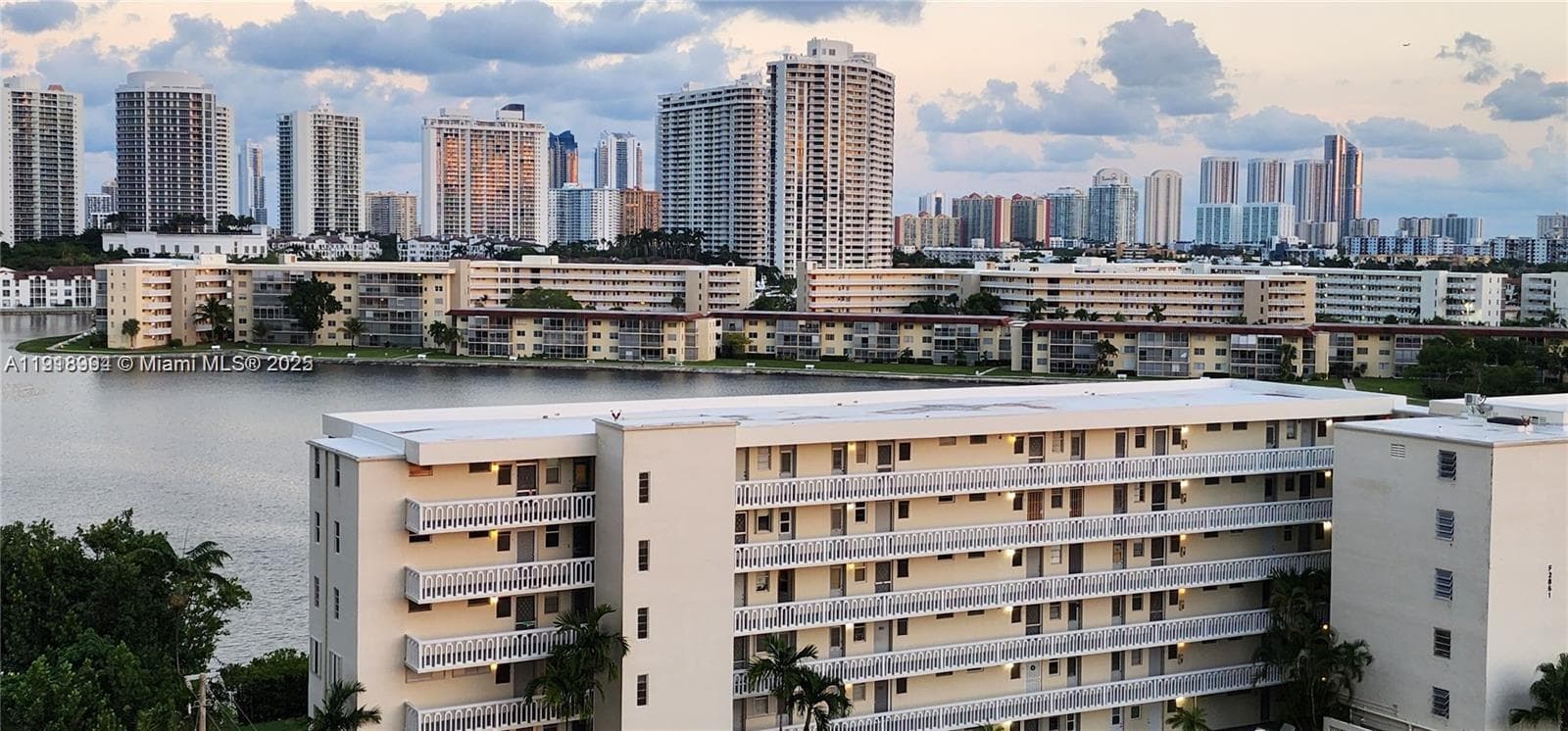 DEL PRADO MARINA · #903 in Aventura - Photo 17