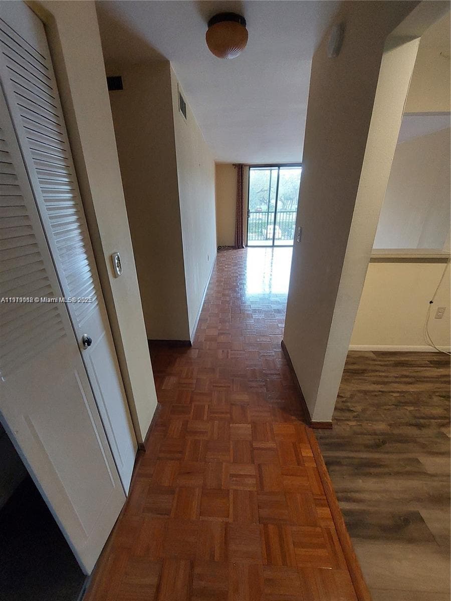 WOODSIDE APTS CONDO · #A216 in North Miami Beach - Photo 15