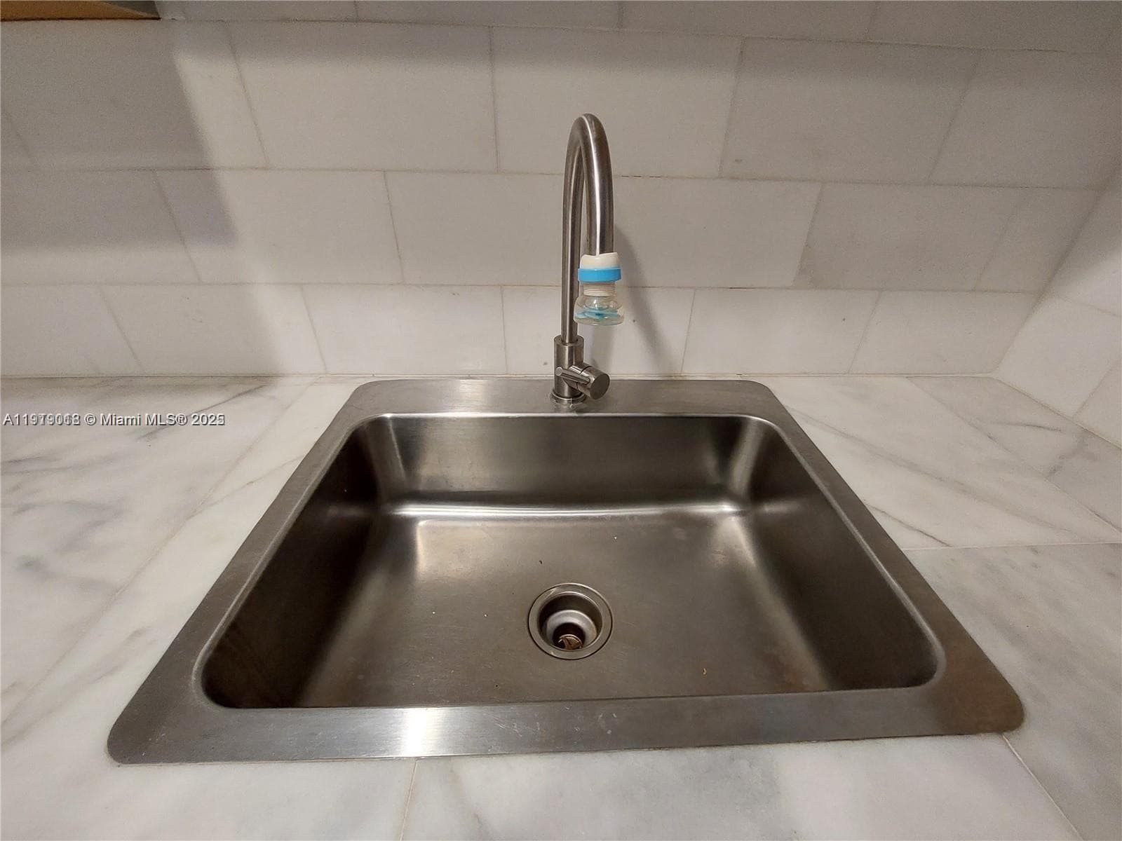 WOODSIDE APTS CONDO · #A216 in North Miami Beach - Photo 8
