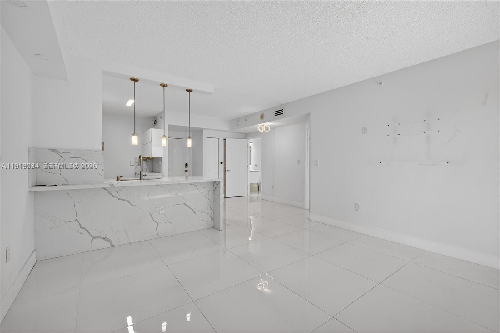 BLUE LAGOON CONDO · #610 in Miami - Photo 11