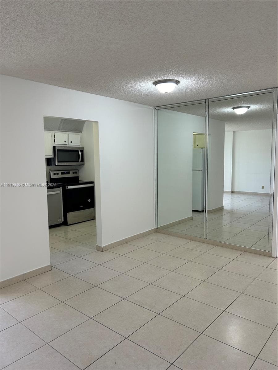 PLAZA OF AMERICAS CONDO P · #509 in Sunny Isles Beach - Photo 24