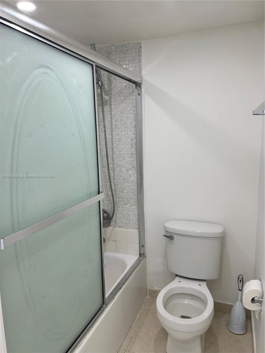 PLAZA OF AMERICAS CONDO P · #509 in Sunny Isles Beach - Photo 33
