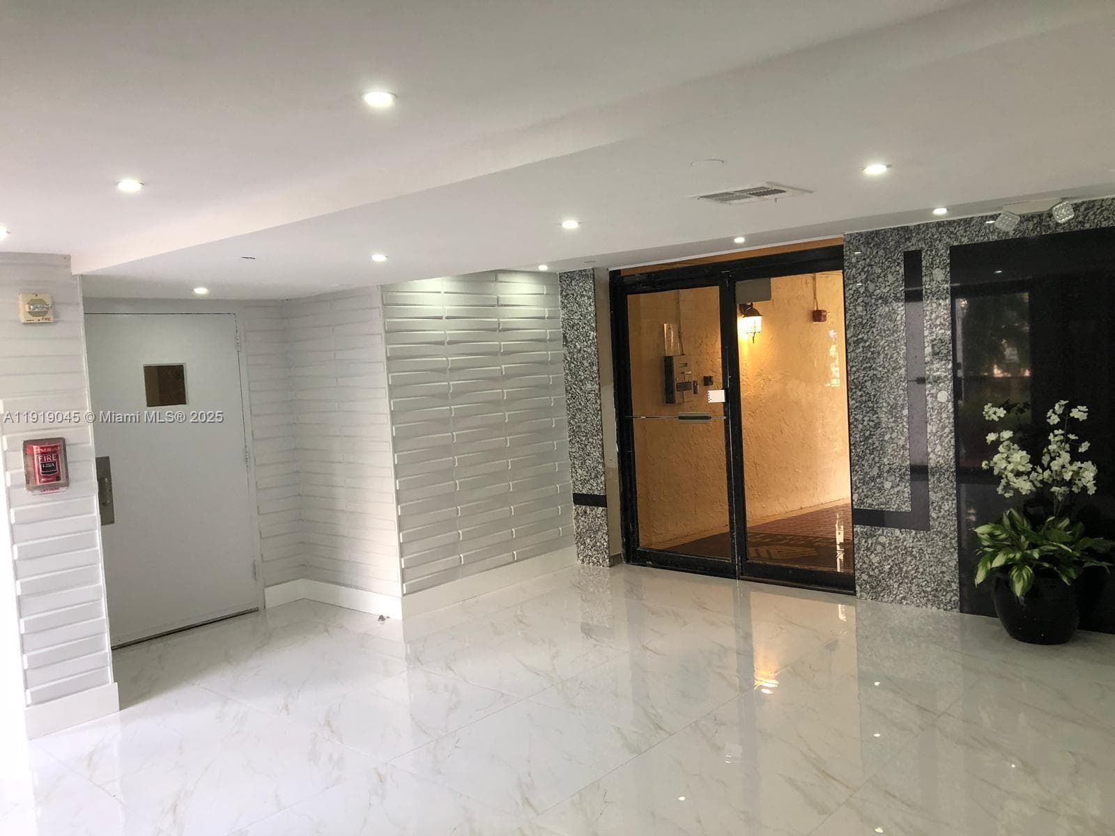 PLAZA OF AMERICAS CONDO P · #509 in Sunny Isles Beach - Photo 15