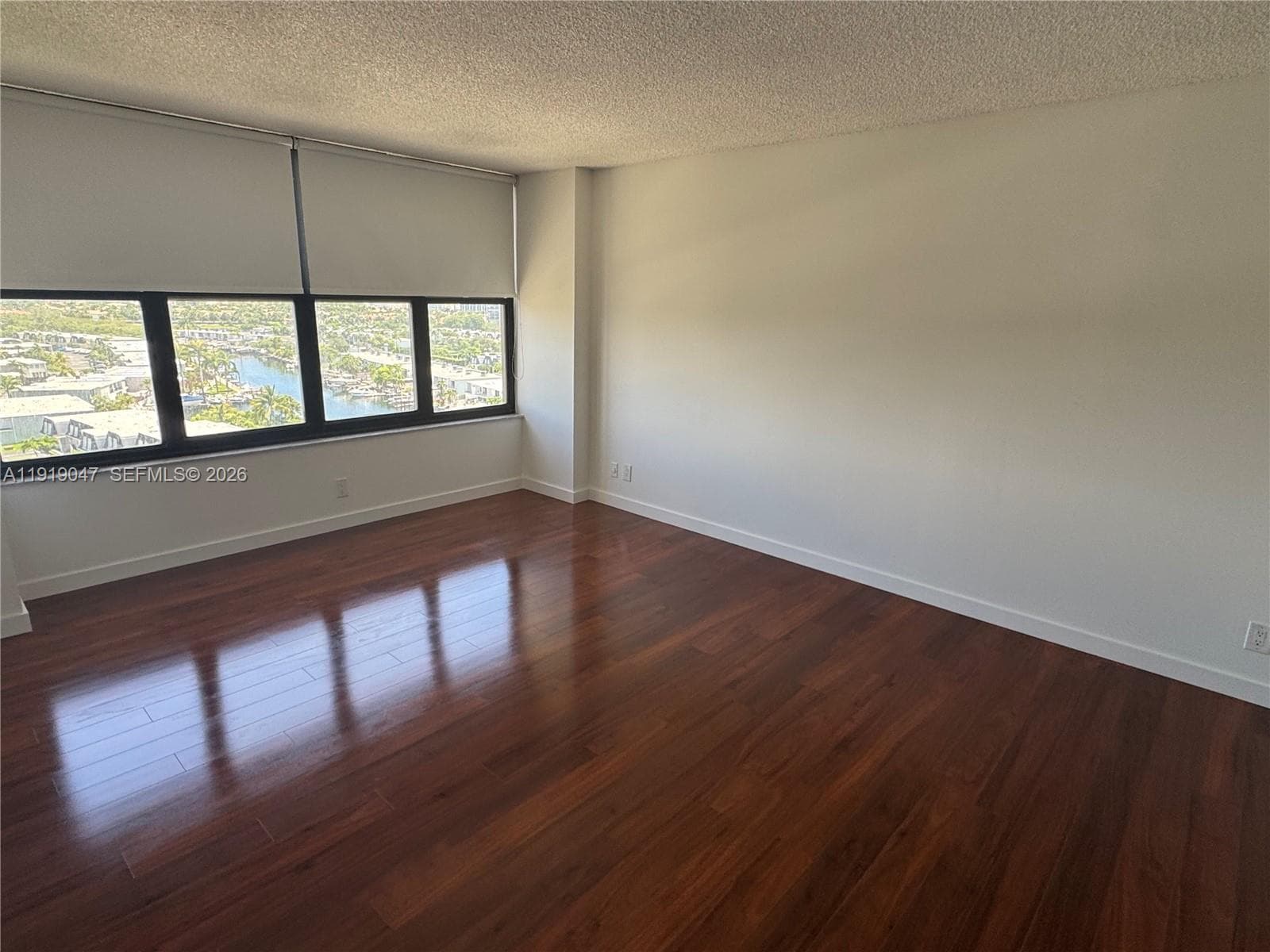 OLYMPUS TOWERS · #1109 in Hallandale Beach - Photo 13