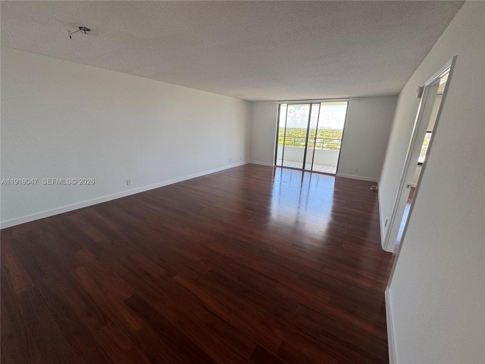 OLYMPUS TOWERS · #1109 in Hallandale Beach - Photo 5