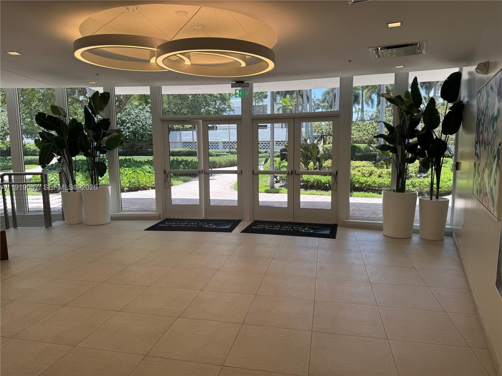 OLYMPUS TOWERS · #1109 in Hallandale Beach - Photo 20