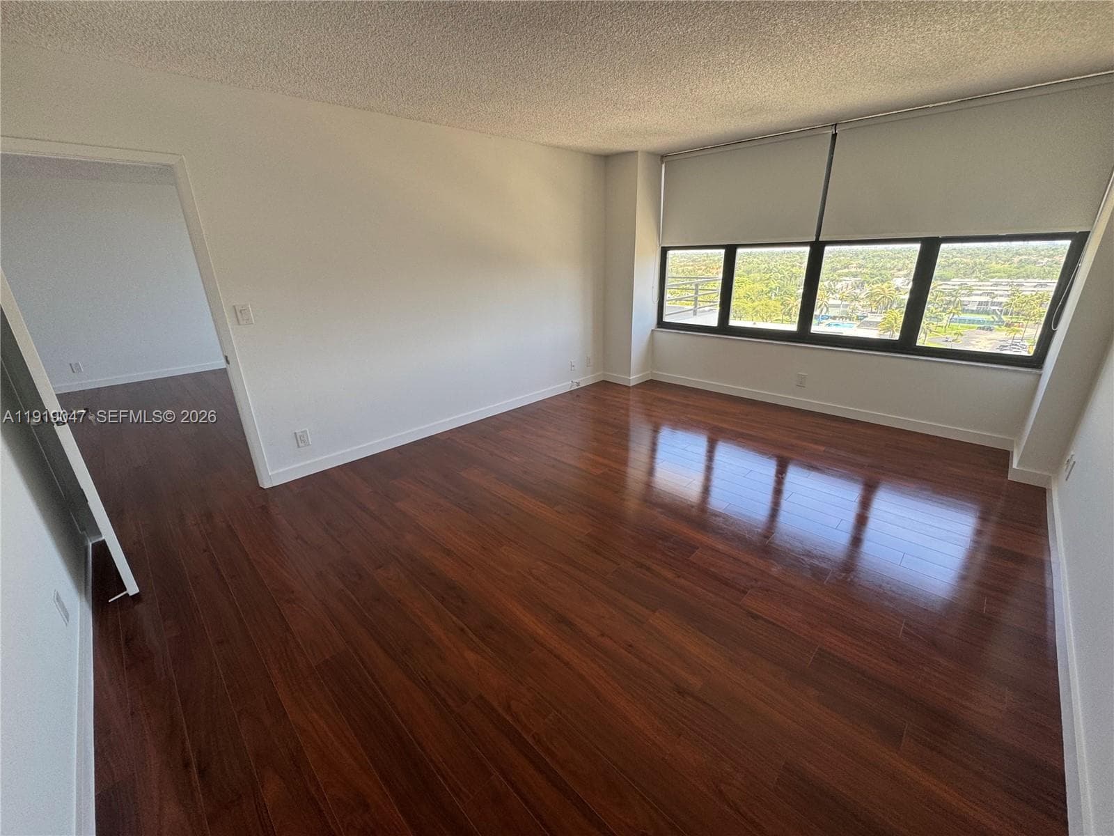 OLYMPUS TOWERS · #1109 in Hallandale Beach - Photo 14