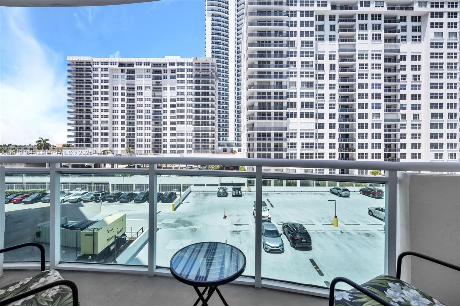 RESIDENCES ON HOLLYWOOD B · #403 in Hollywood - Photo 18