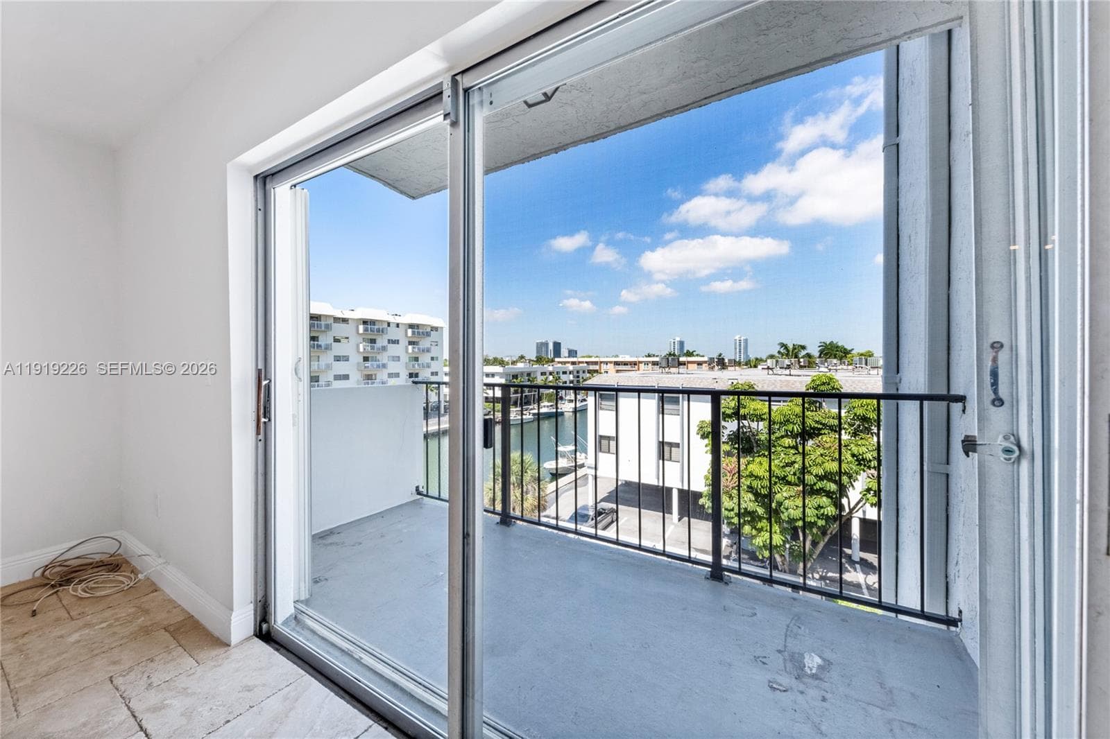 DOLPHIN CONDO · #405 in North Miami Beach - Photo 22