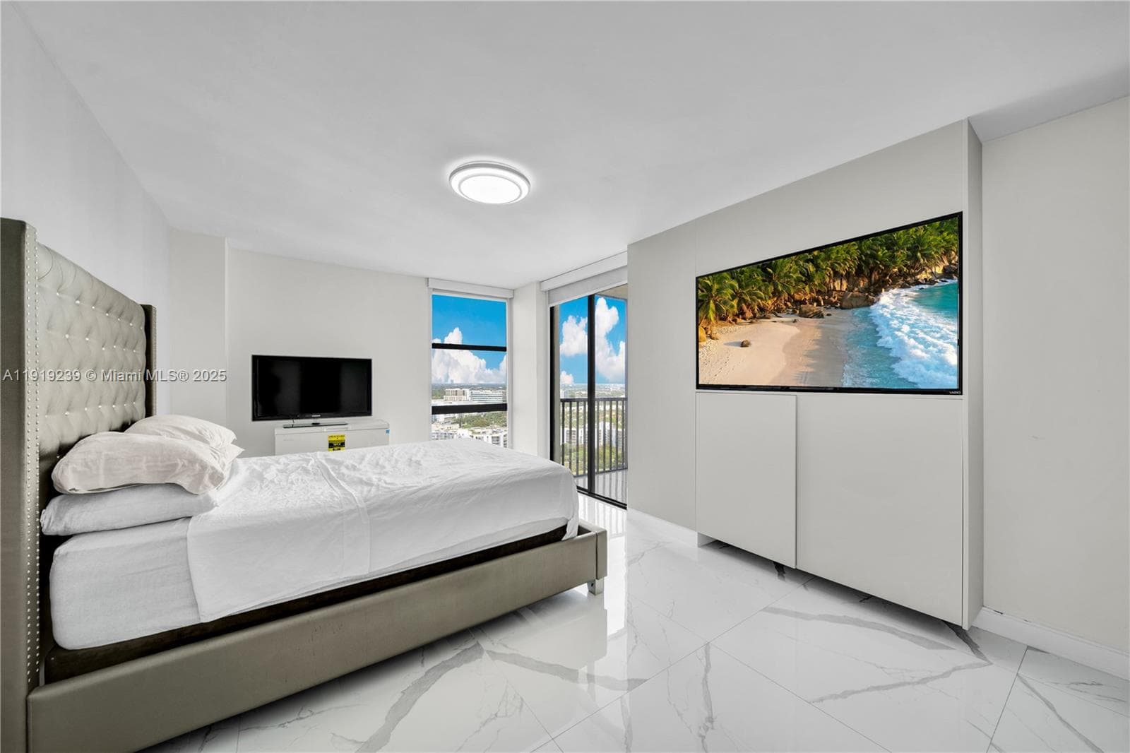 Coronado-Building #1 · #2602 in Aventura - Photo 17