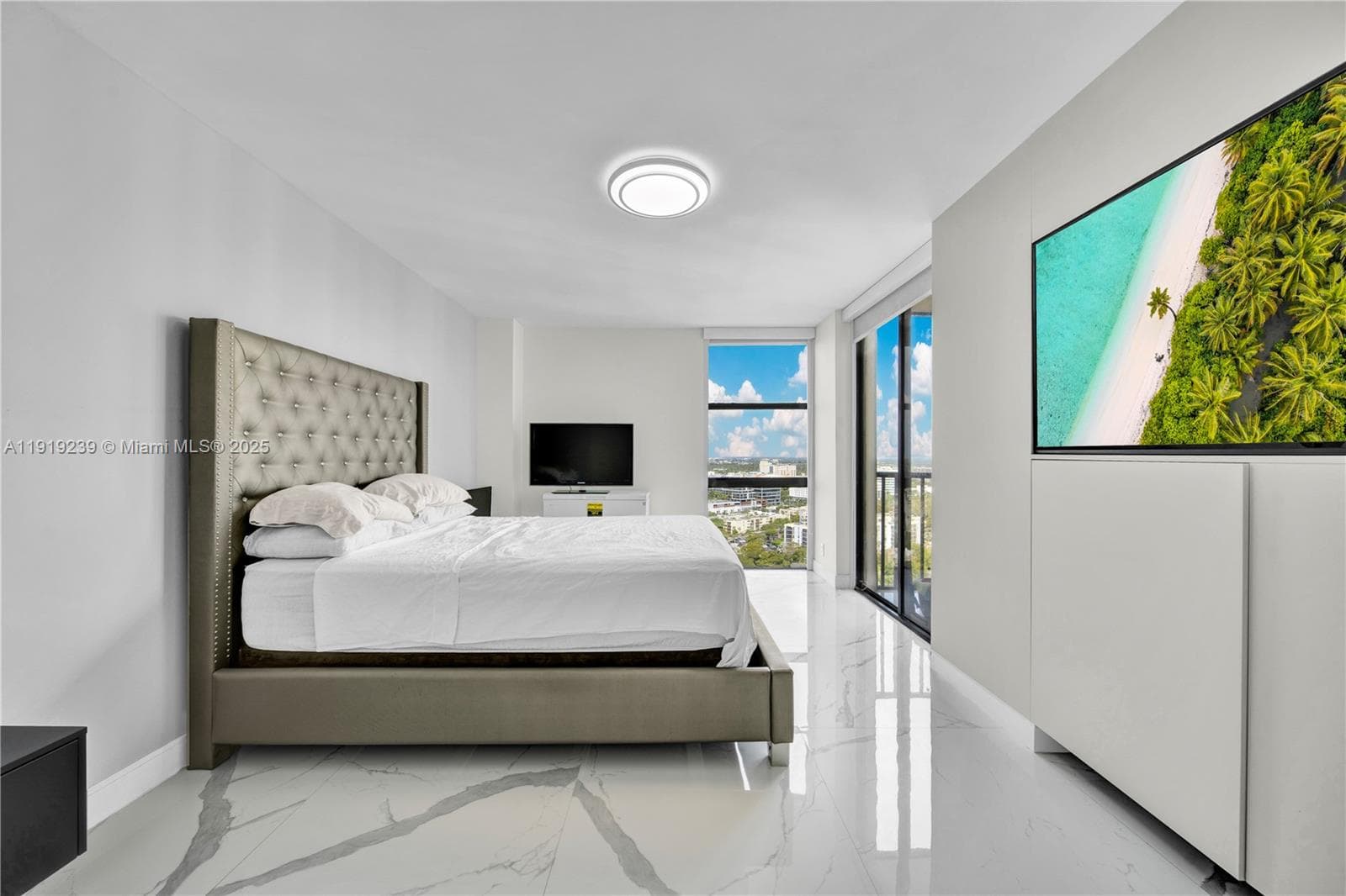 Coronado-Building #1 · #2602 in Aventura - Photo 16