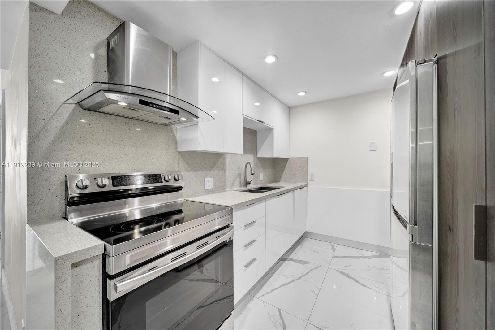 Coronado-Building #1 · #2602 in Aventura - Photo 10