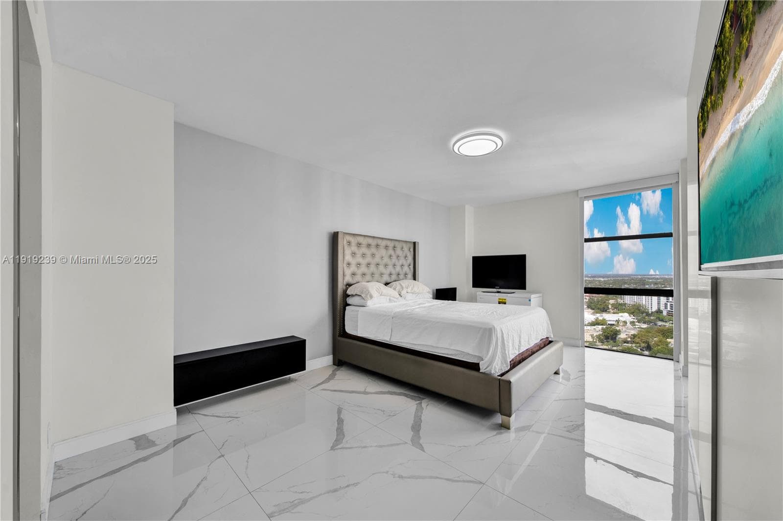 Coronado-Building #1 · #2602 in Aventura - Photo 15