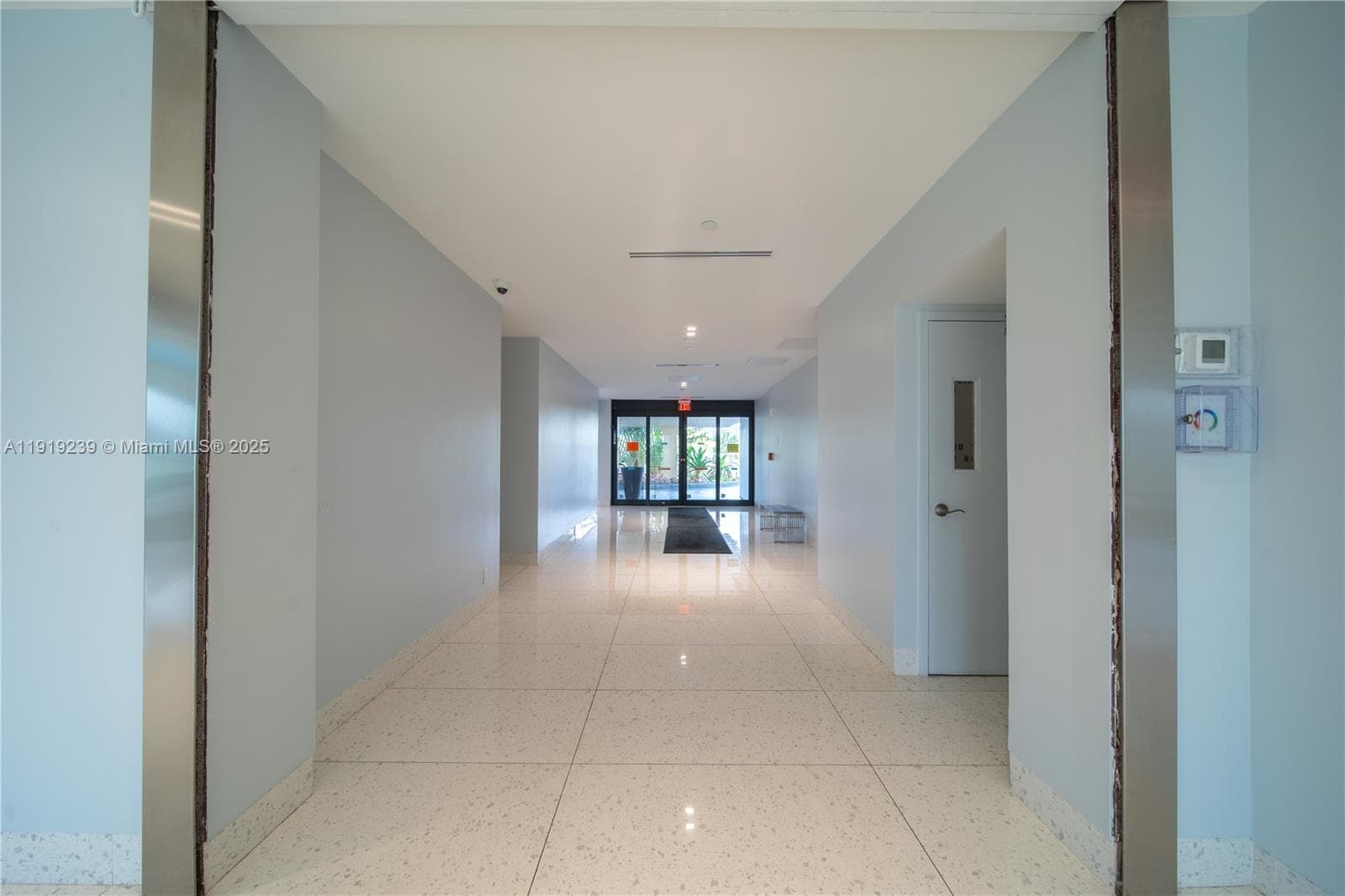 Coronado-Building #1 · #2602 in Aventura - Photo 35