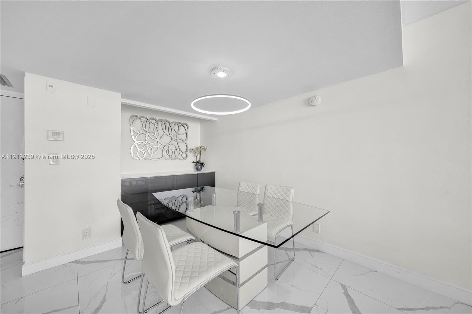 Coronado-Building #1 · #2602 in Aventura - Photo 8