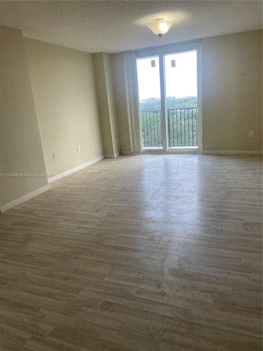 LAS OLAS BY THE RIVER · #1607 in Fort Lauderdale - Photo 3