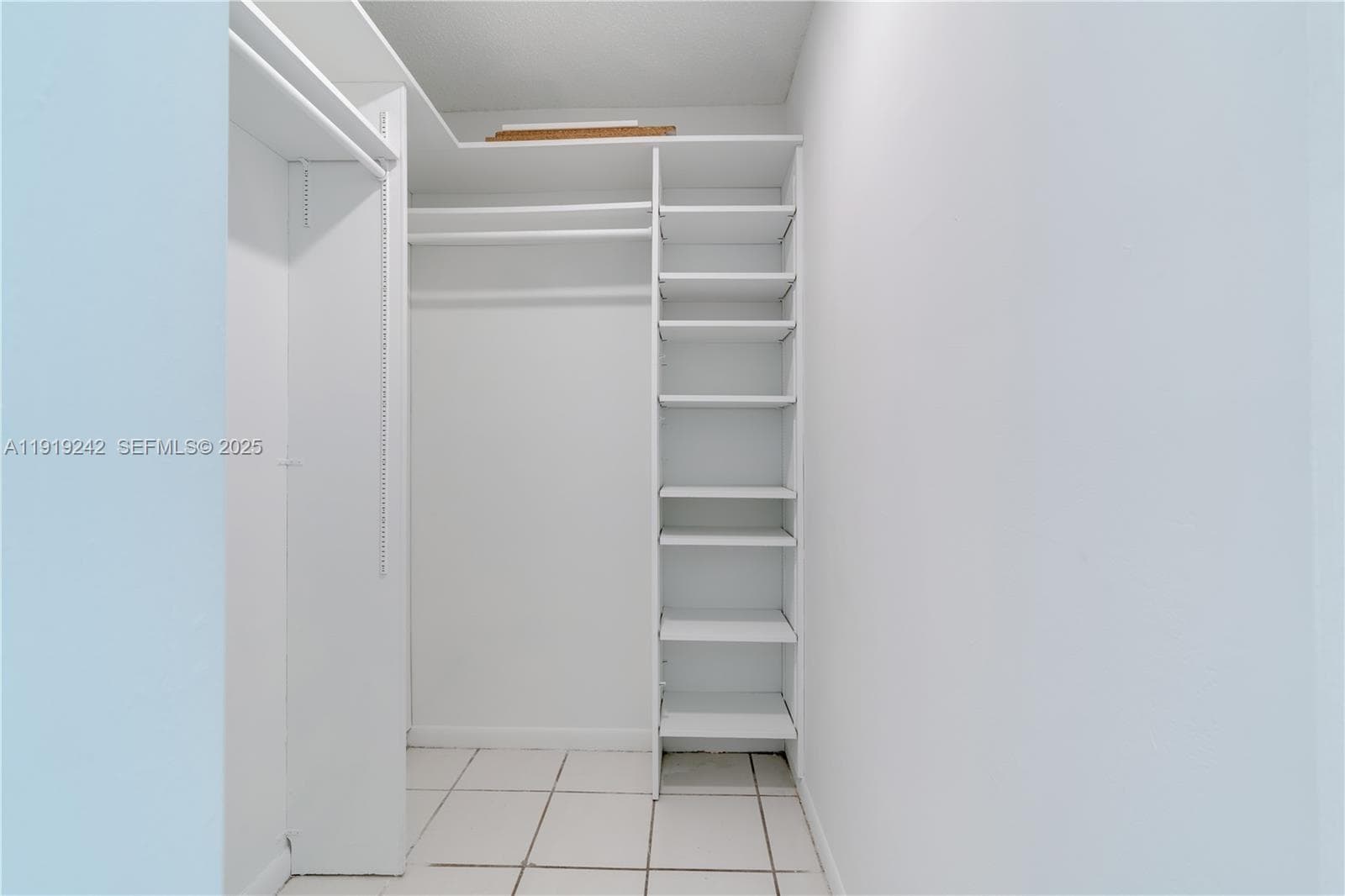 PARADISE PLAZA CONDO · #404 in Miami Beach - Photo 22