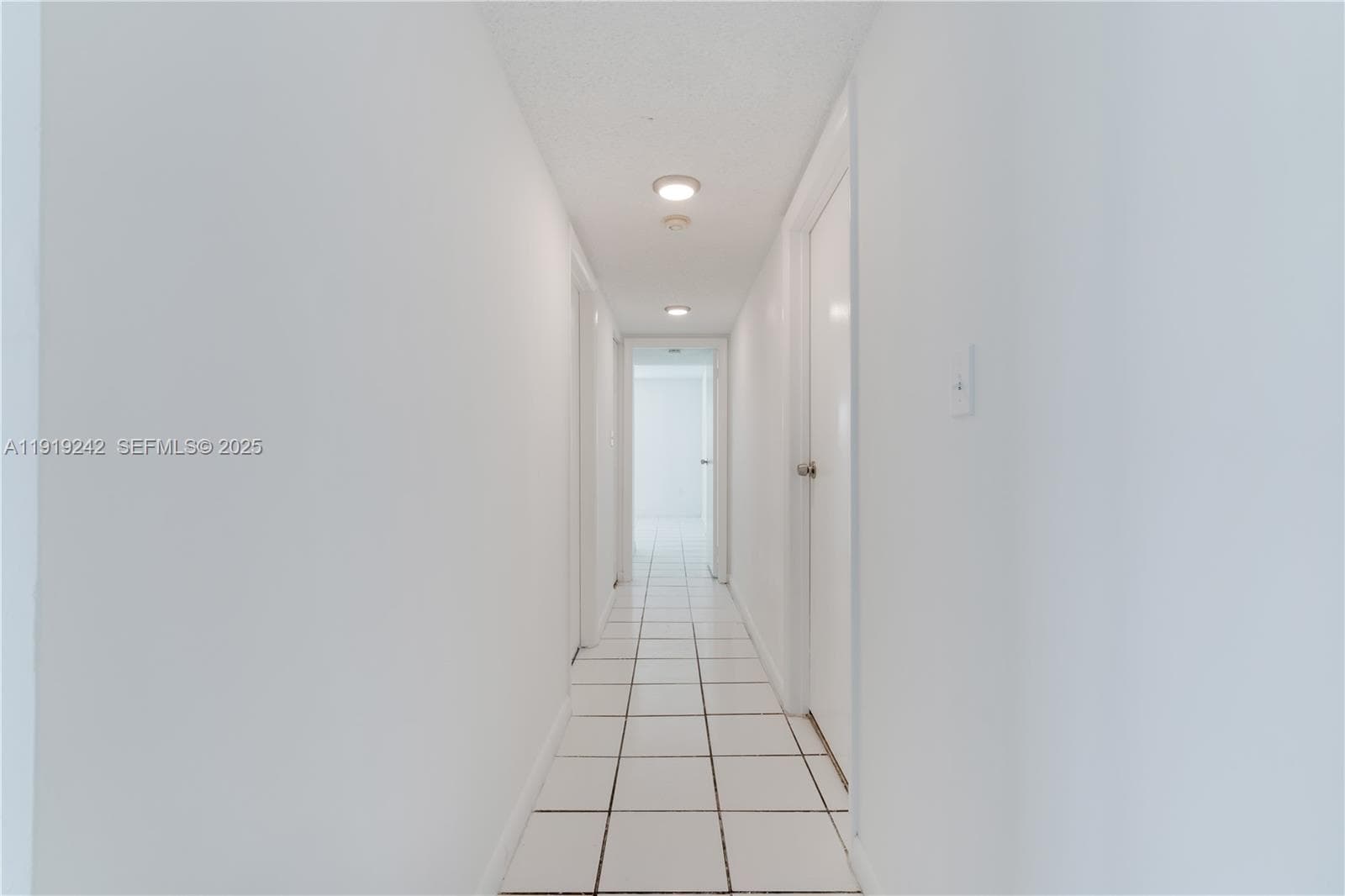 PARADISE PLAZA CONDO · #404 in Miami Beach - Photo 15