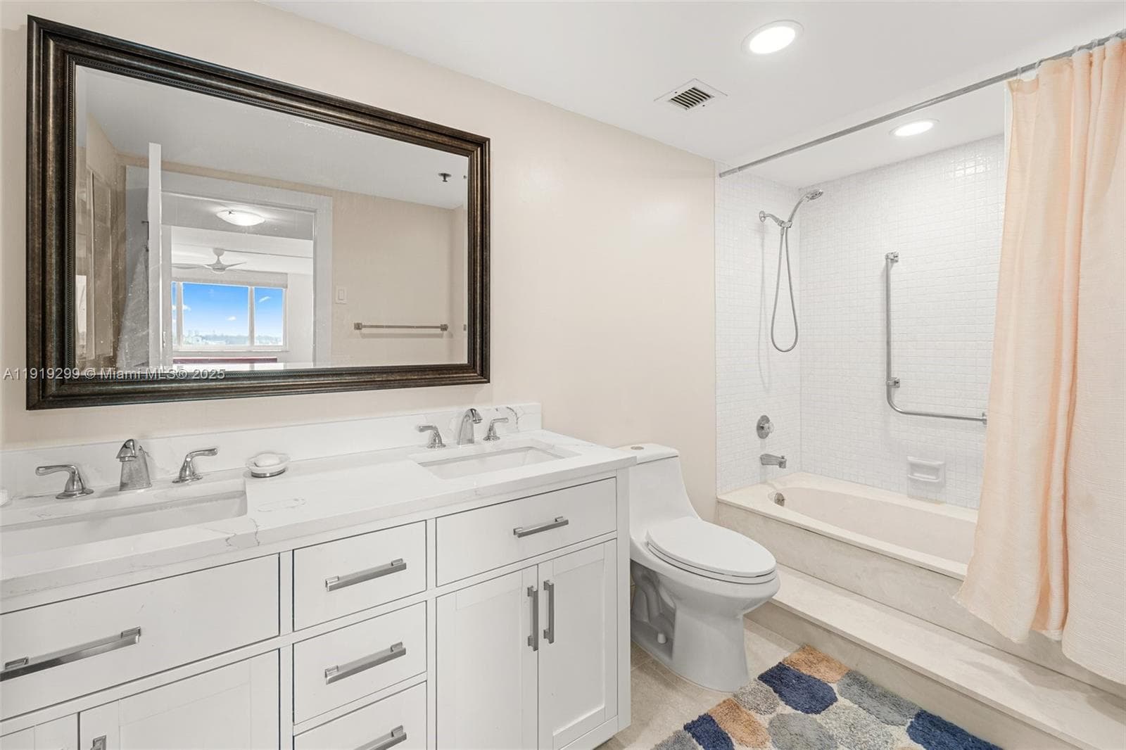 HILLCREST EAST NO 26 · #1017 in Hollywood - Photo 7