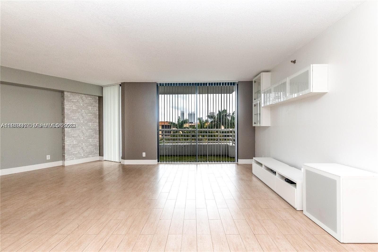 PARC CENTRAL AVENTURA EAS · #516 in Aventura - Photo 2