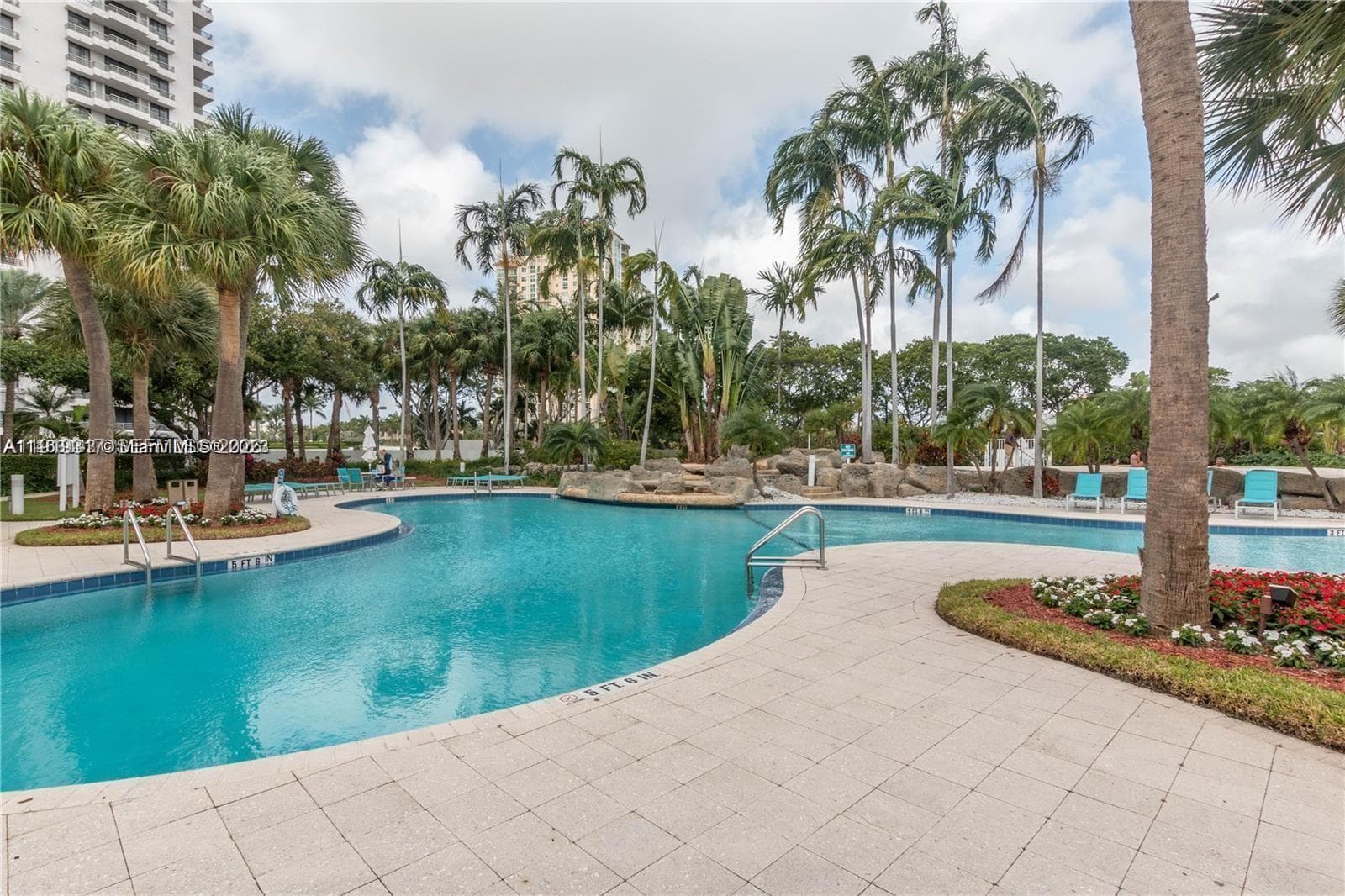 PARC CENTRAL AVENTURA EAS · #516 in Aventura - Photo 12