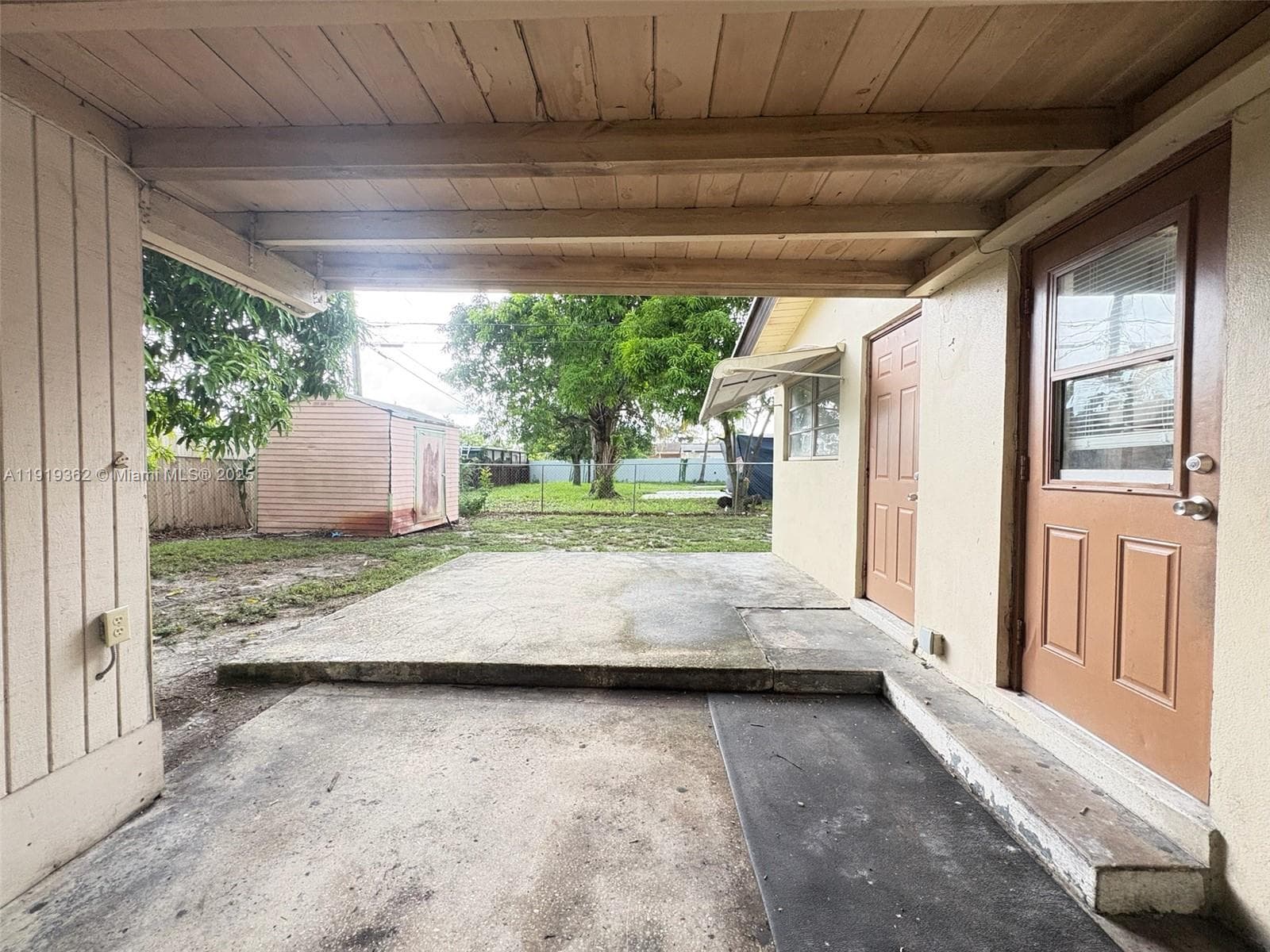 1900 NW 12th Ave photo 13