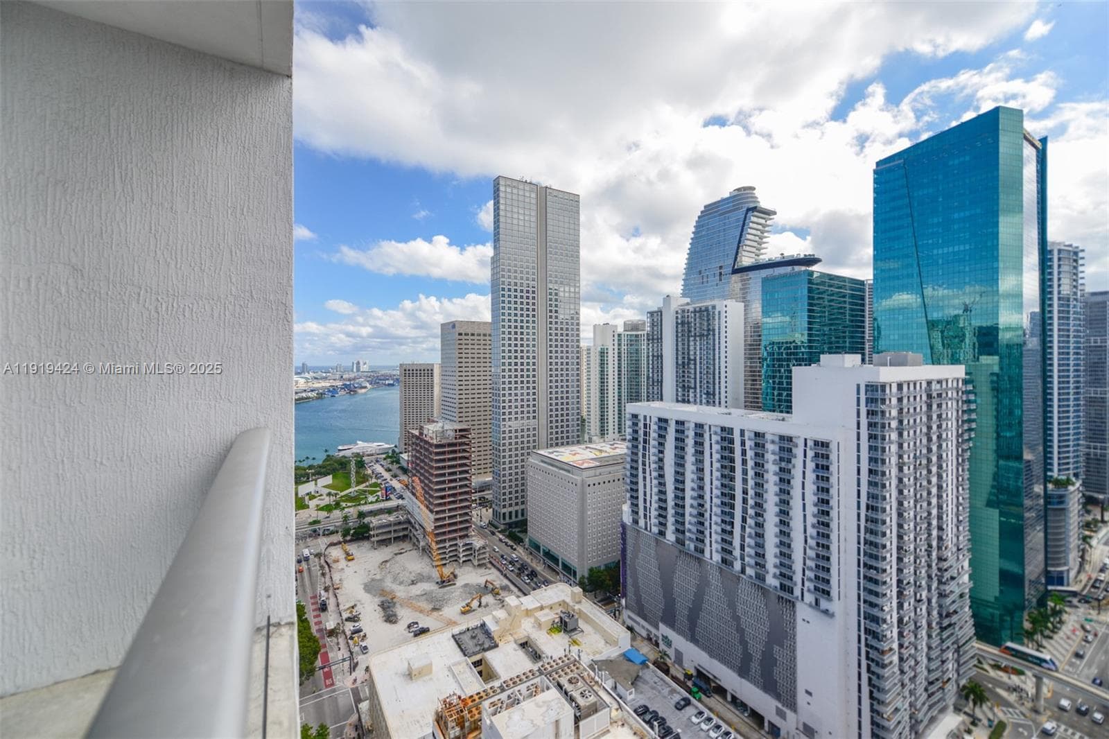 Centro · #3403 in Miami - Photo 15