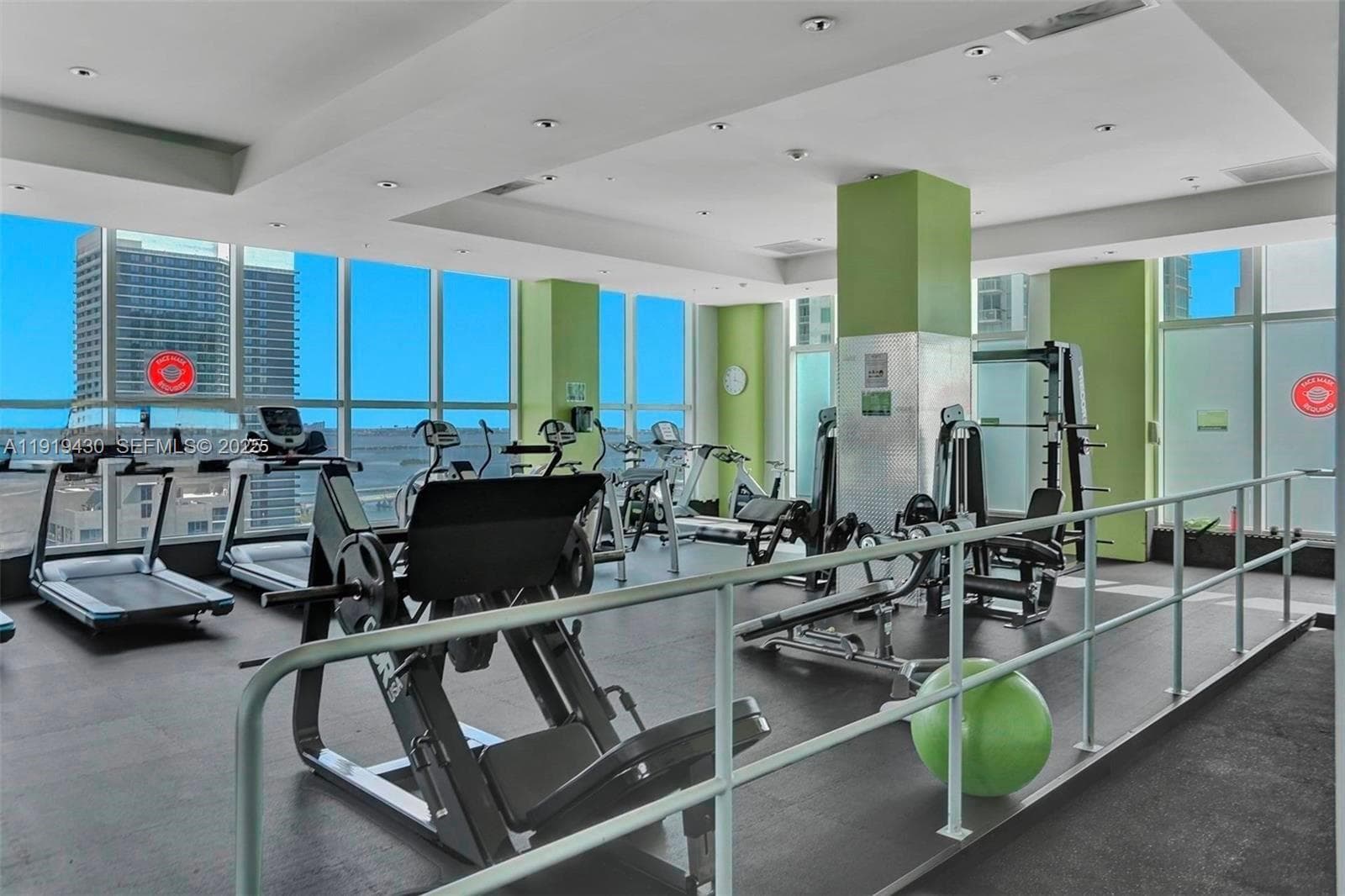 Loft Downtown II · #1017 in Miami - Photo 10