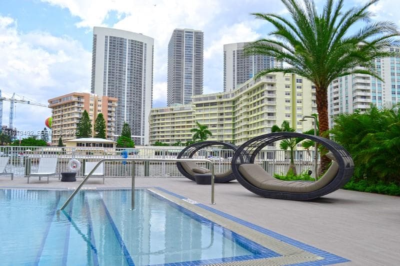 Beachwalk · #R1807 in Hallandale Beach - Photo 31