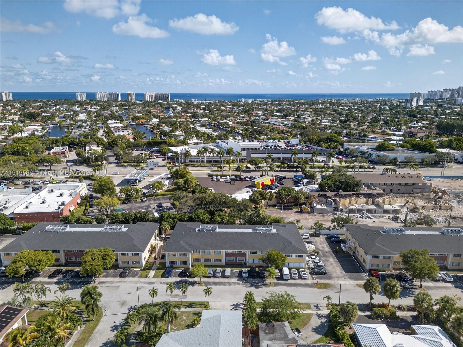 Imperial Point Gardens · #725 in Fort Lauderdale - Photo 12