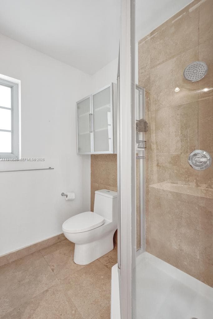2nd Bathroom