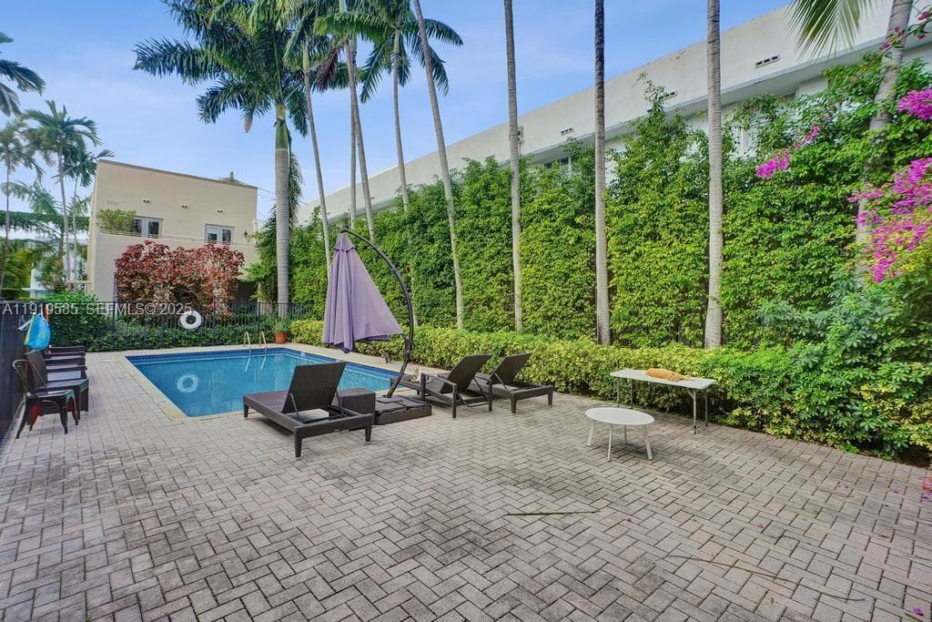 Harriet Court Condo · #2C in Miami Beach - Photo 21