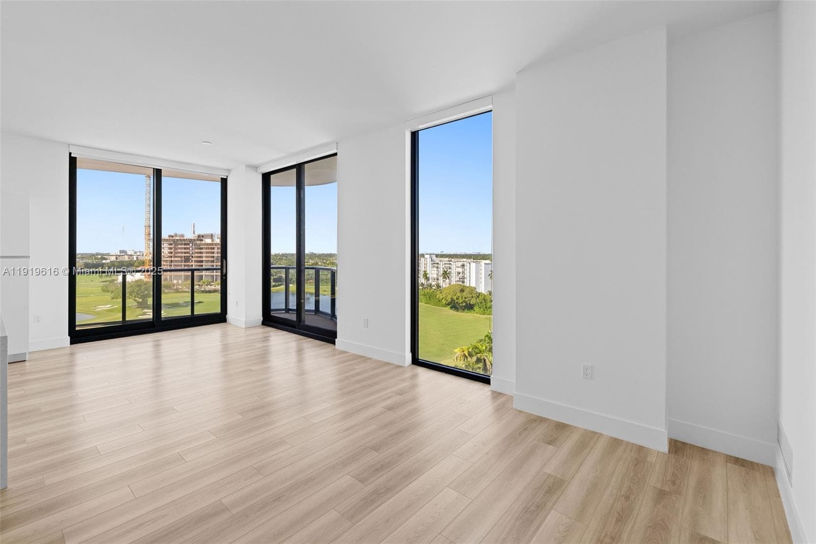 Mondrian Residences · #901 in Hallandale Beach - Photo 42