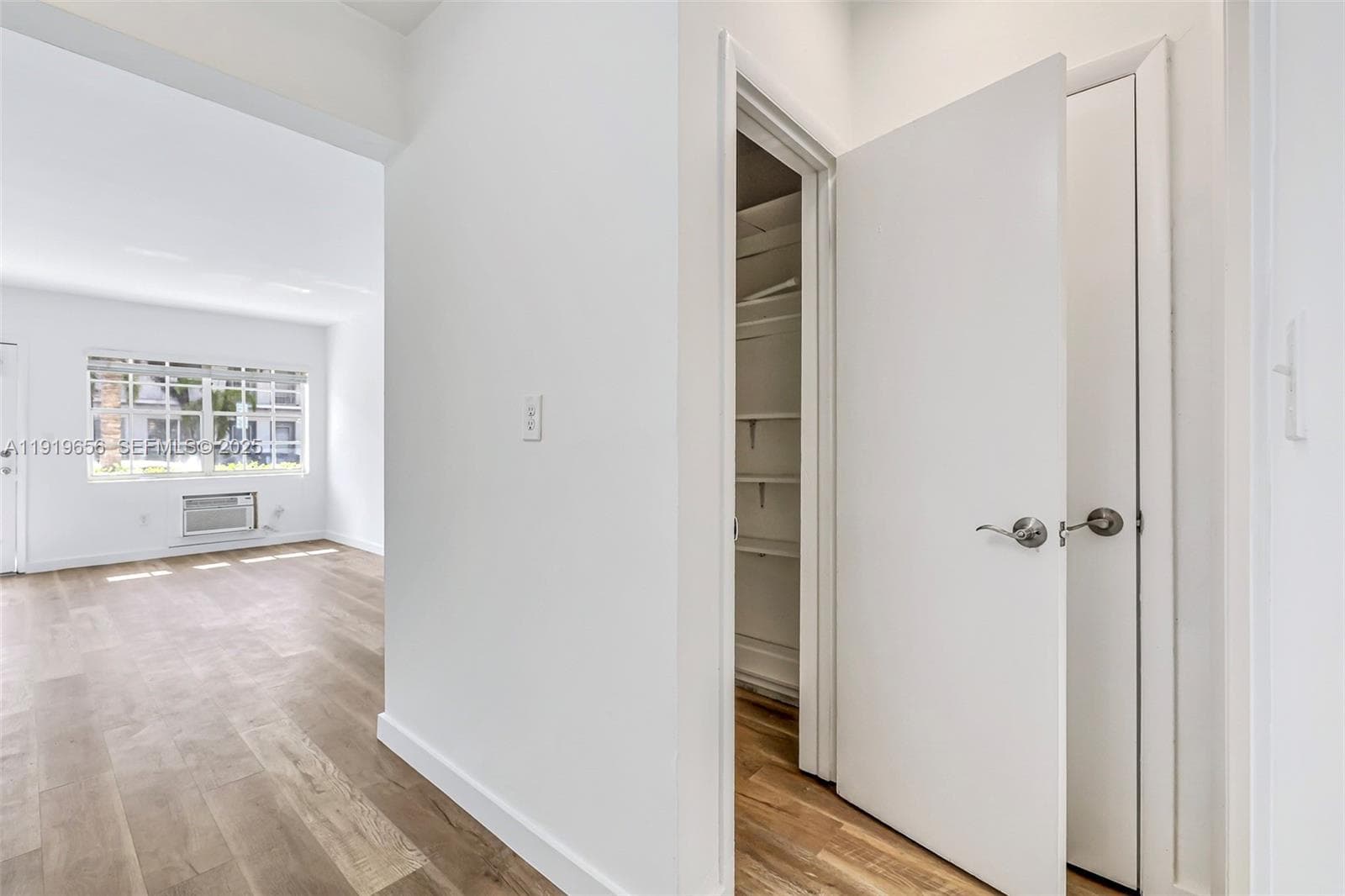 EIGHT PALMS CONDO · #106 in Miami Beach - Photo 8