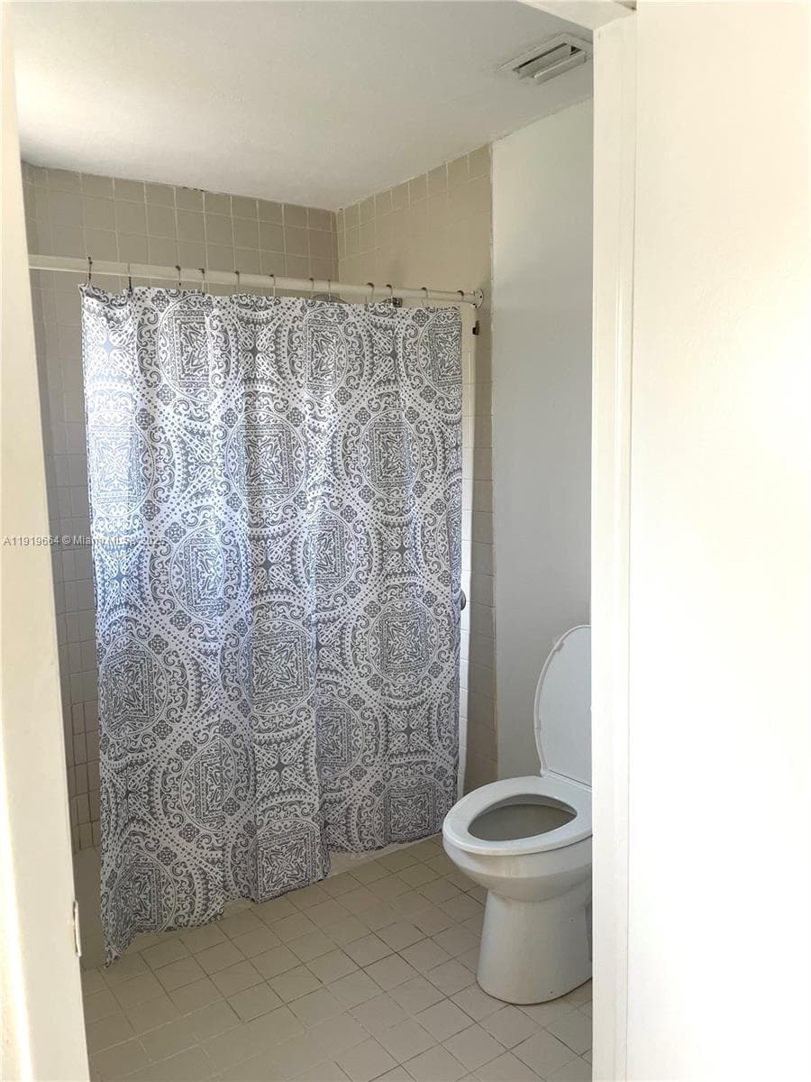 5601 Freedom St #5601 photo 16