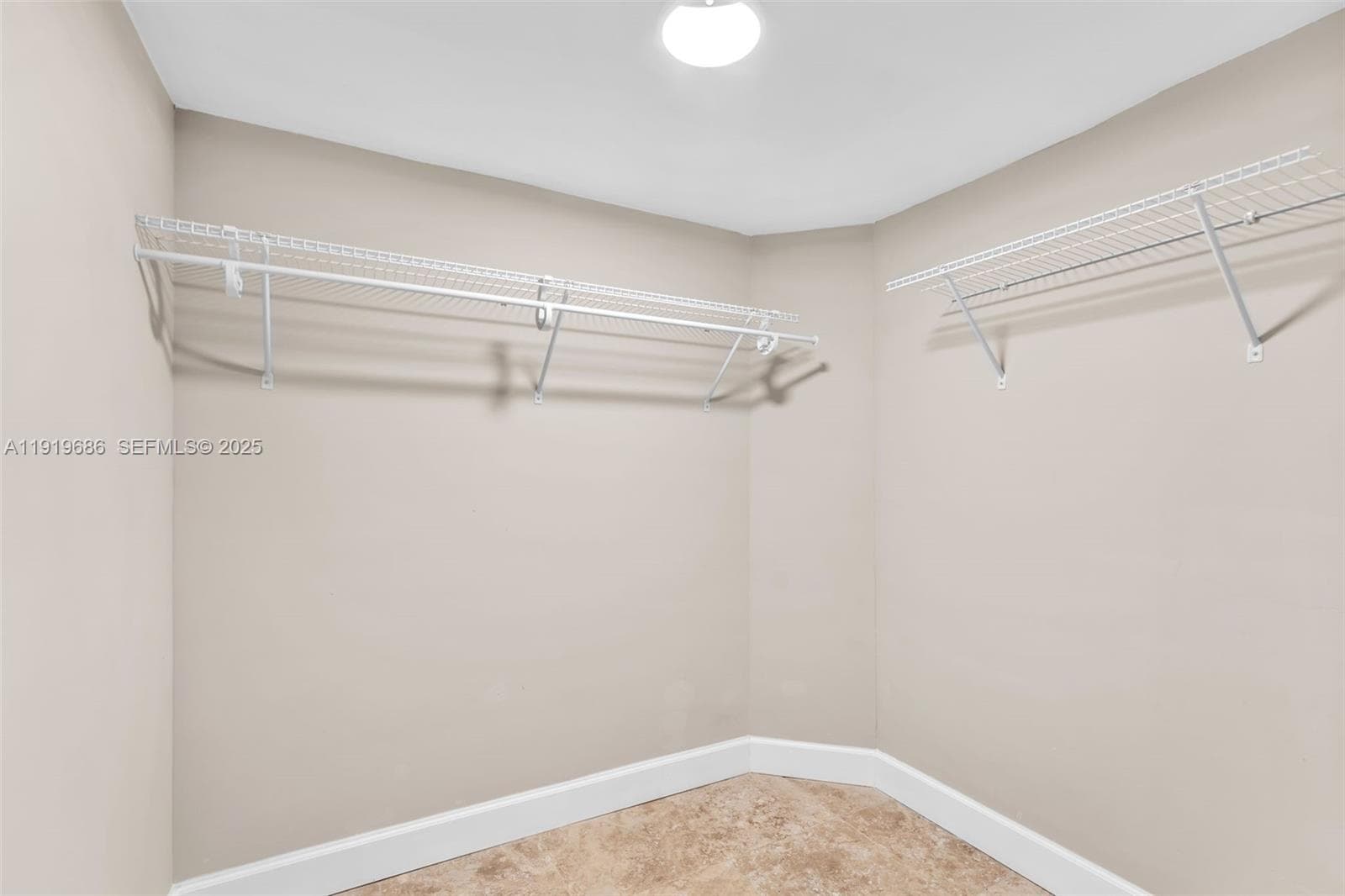 VENETIAN ISLE CONDO · #208 in Miami Beach - Photo 42