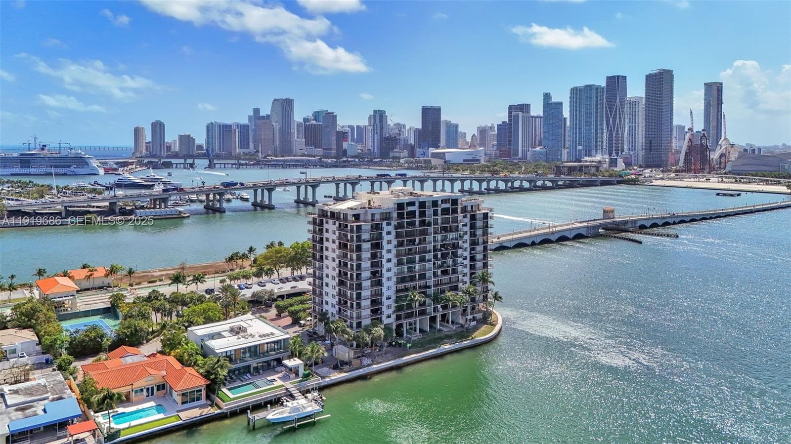 VENETIAN ISLE CONDO · #208 in Miami Beach - Photo 69