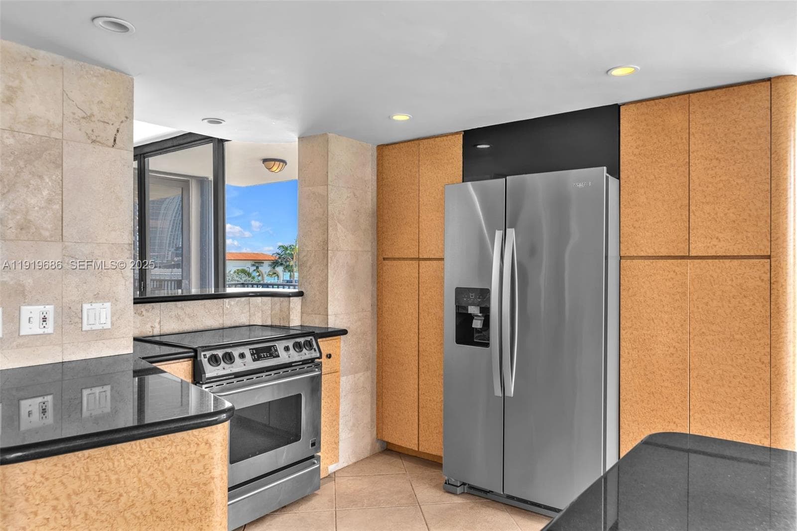 VENETIAN ISLE CONDO · #208 in Miami Beach - Photo 18