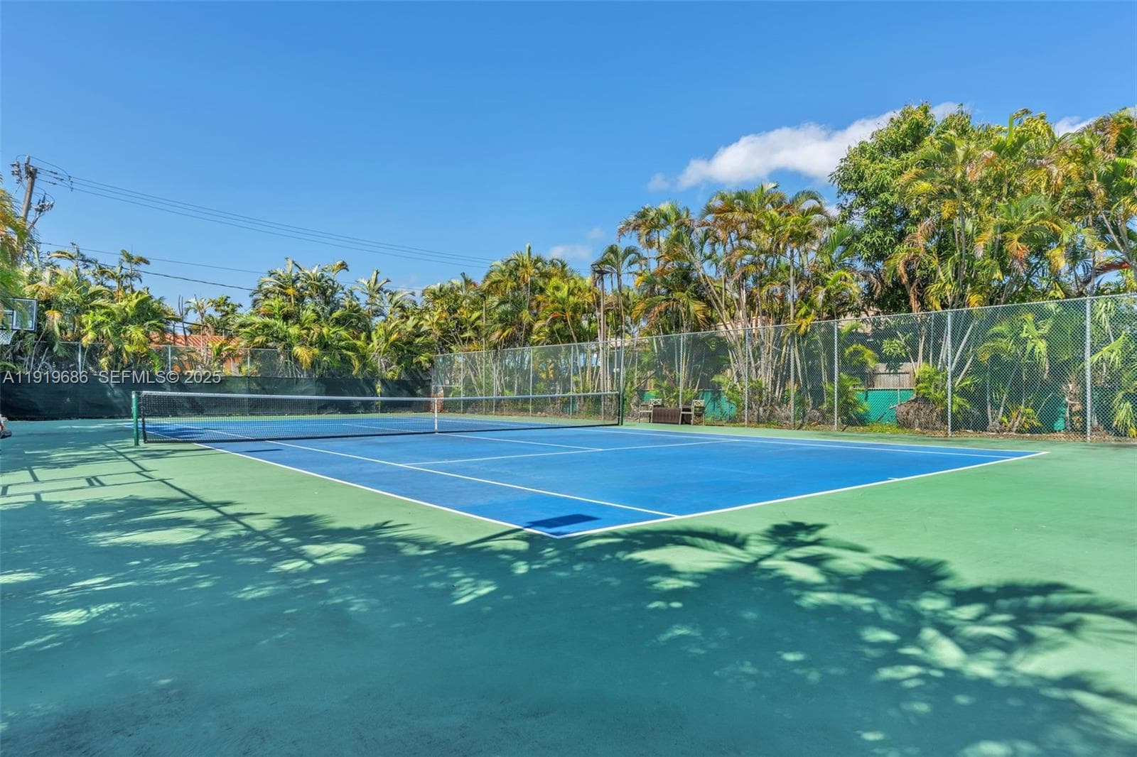 VENETIAN ISLE CONDO · #208 in Miami Beach - Photo 59