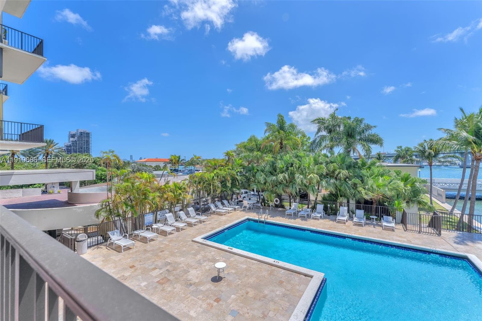 VENETIAN ISLE CONDO · #208 in Miami Beach - Photo 50