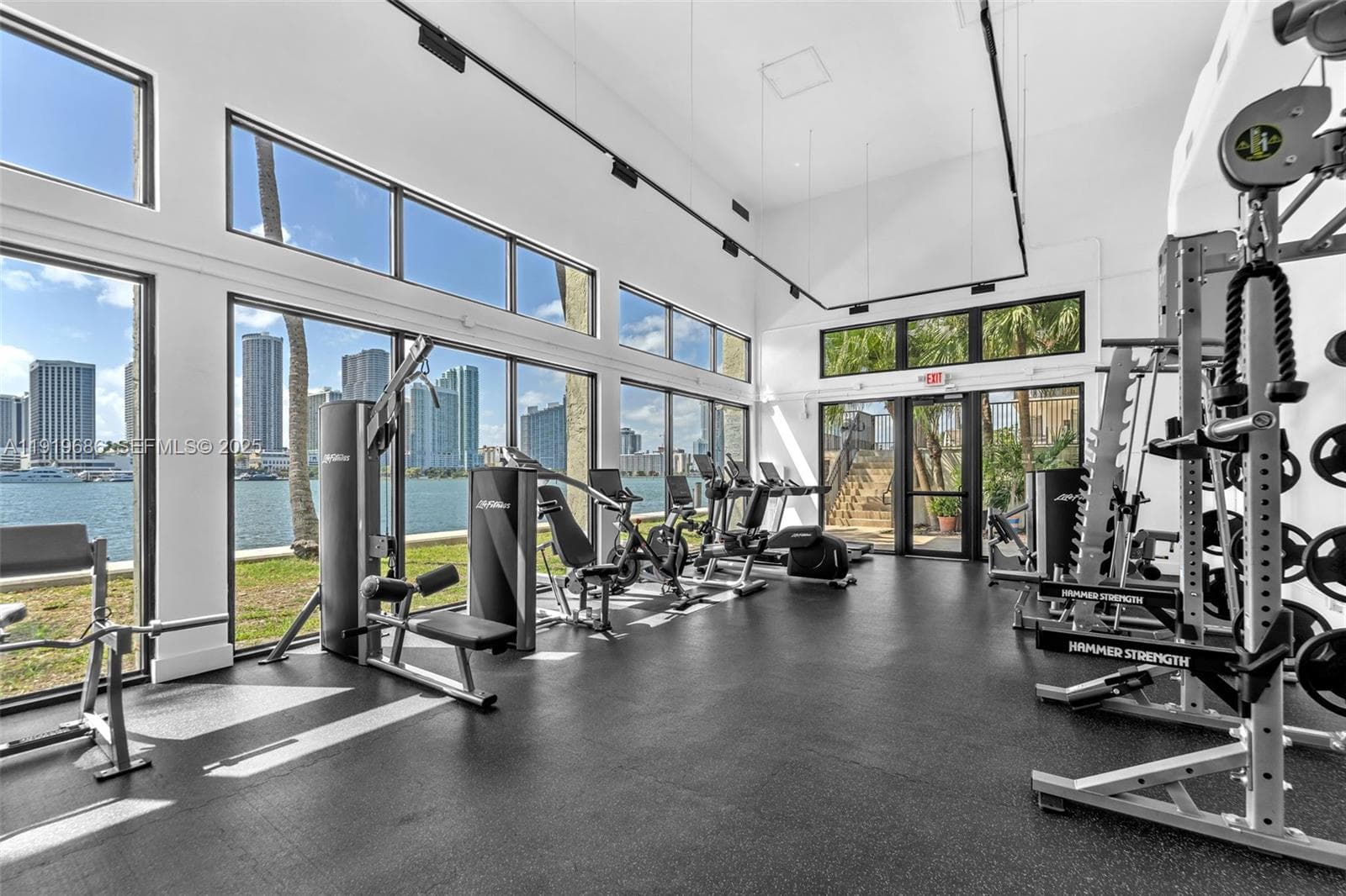 VENETIAN ISLE CONDO · #208 in Miami Beach - Photo 58